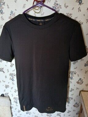 2 Like New Mens Copperfit Tshirts
